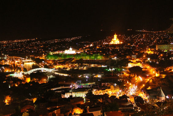 Ночной Тбилиси